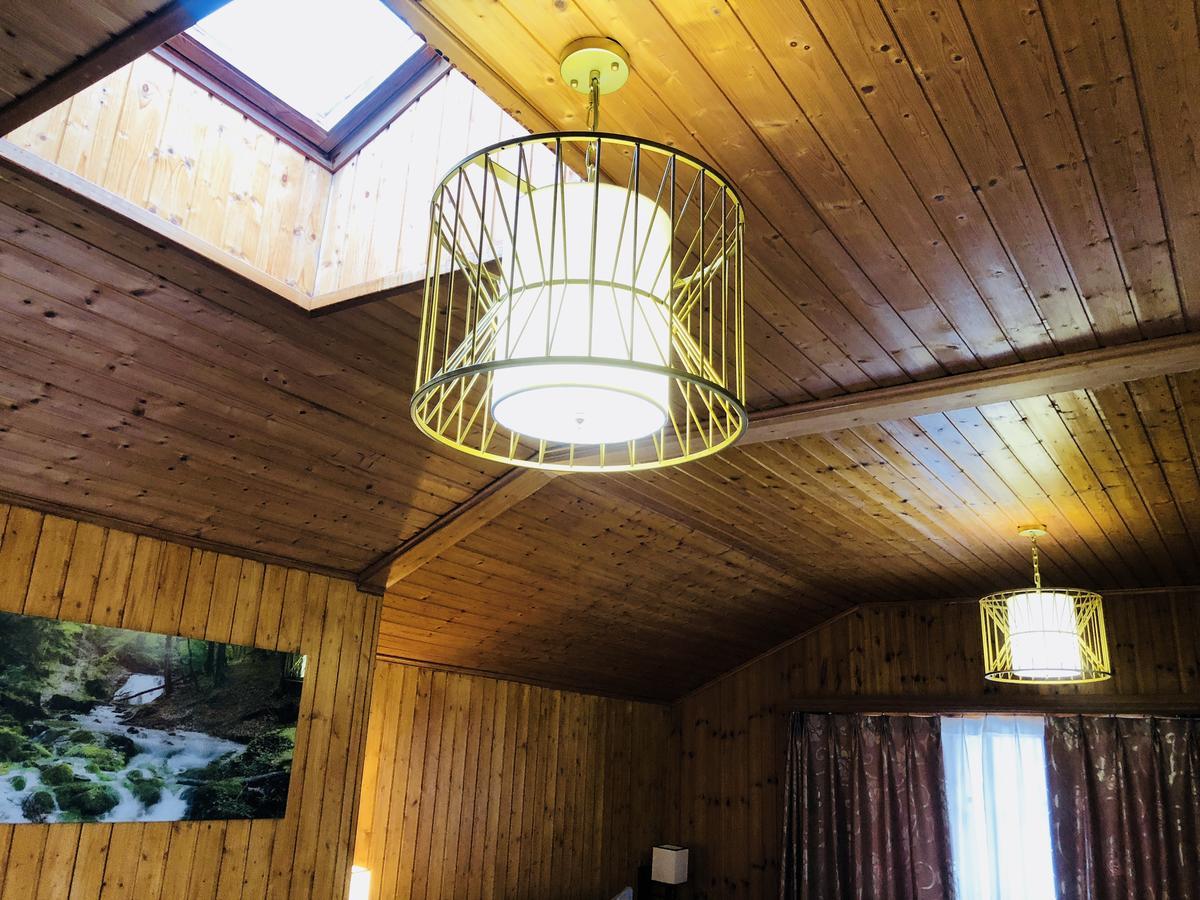 Qi-Lin Hotel Restaurant Ayer エクステリア 写真